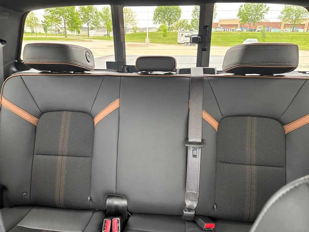 2024 GMC Canyon AT4 - Photo 31