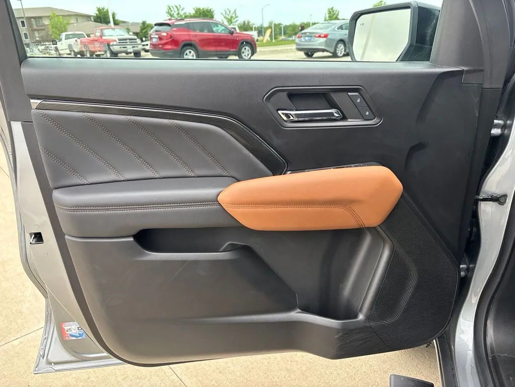 2024 GMC Canyon AT4 - Photo 15