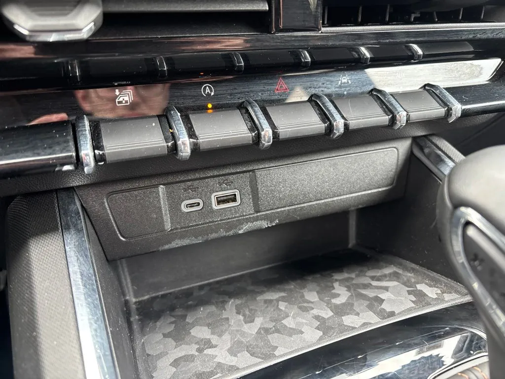 2024 GMC Canyon AT4 - Photo 28