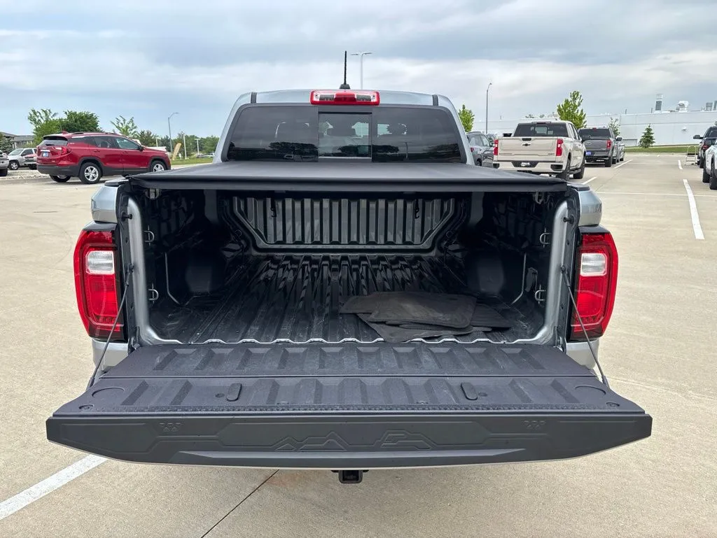 2024 GMC Canyon AT4 - Photo 12