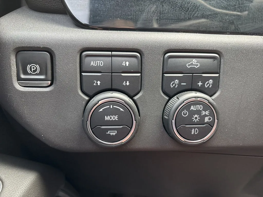 2022 Chevrolet Silverado 1500 RST - Photo 18