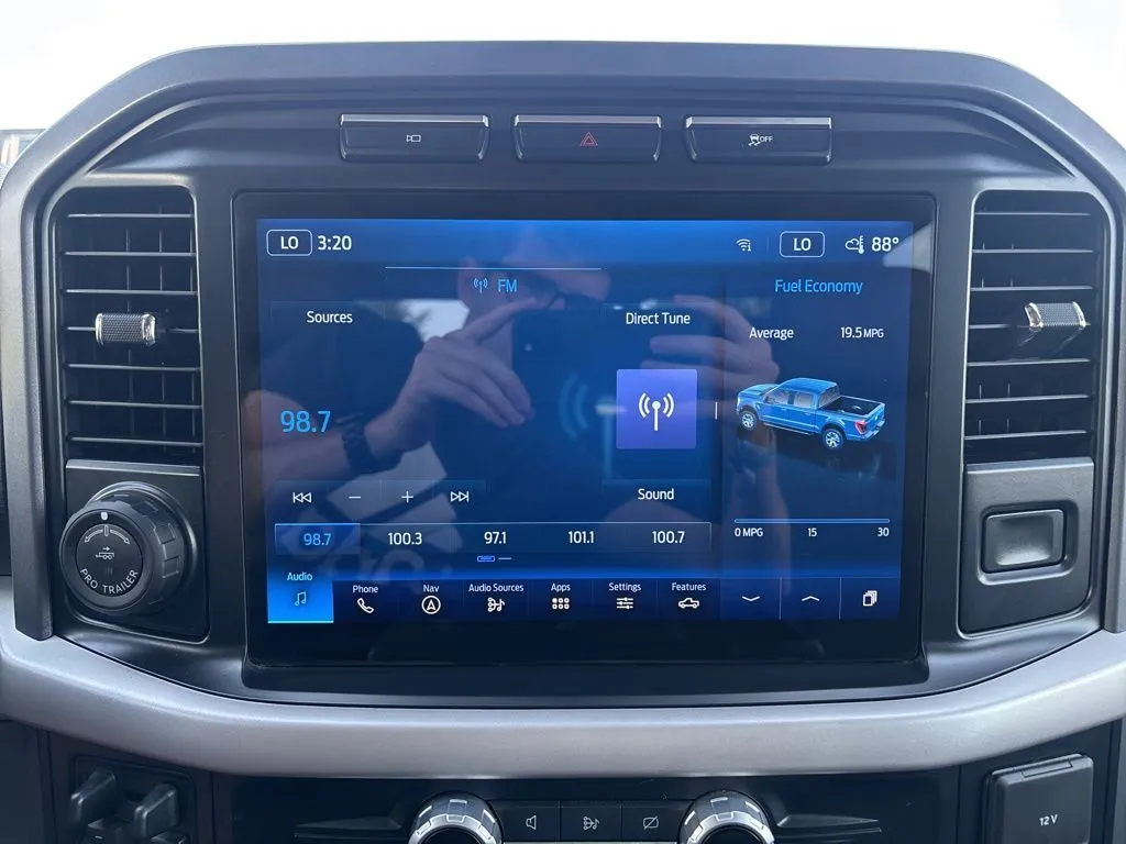 2023 Ford F-150 XLT - Photo 27