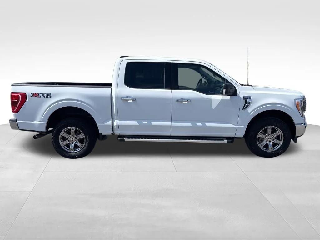 2023 Ford F-150 XLT - Photo 8