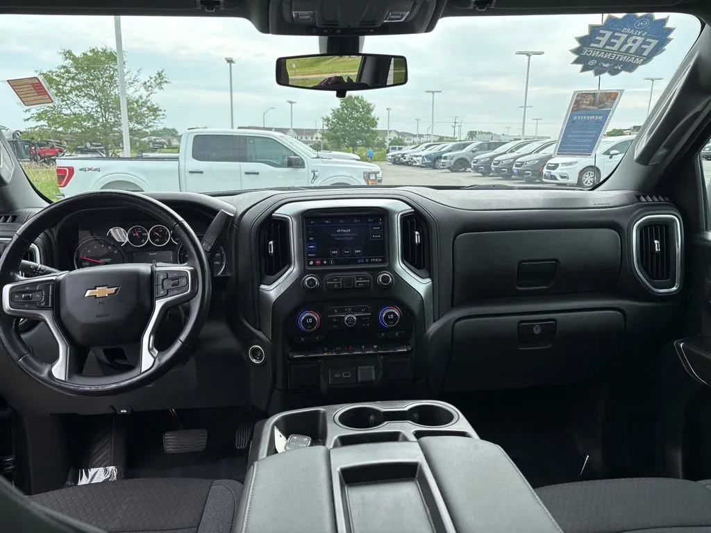 2022 Chevrolet Silverado 1500 LT - Photo 35