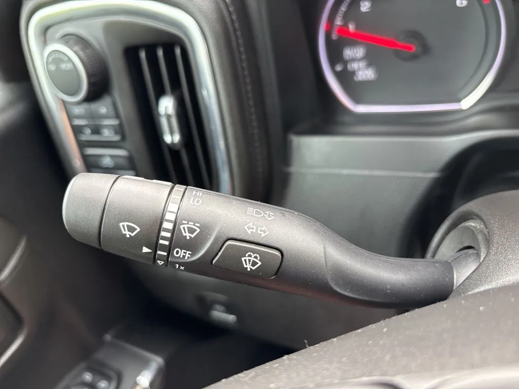 2022 Chevrolet Silverado 1500 LT - Photo 22