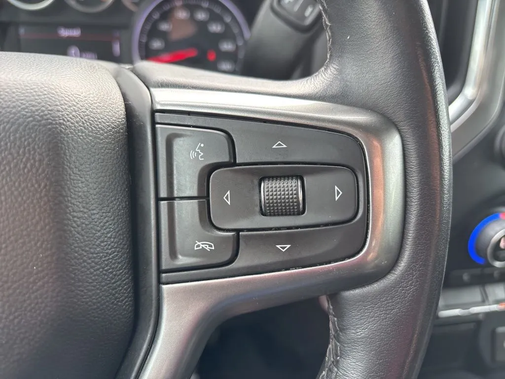 2022 Chevrolet Silverado 1500 LT - Photo 21
