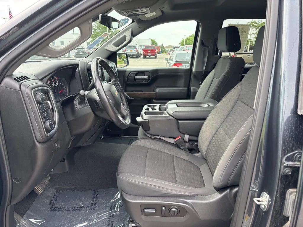 2022 Chevrolet Silverado 1500 LT - Photo 14