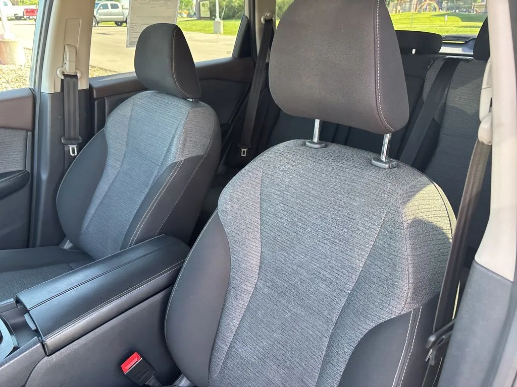 2023 Nissan Rogue SV - Photo 13