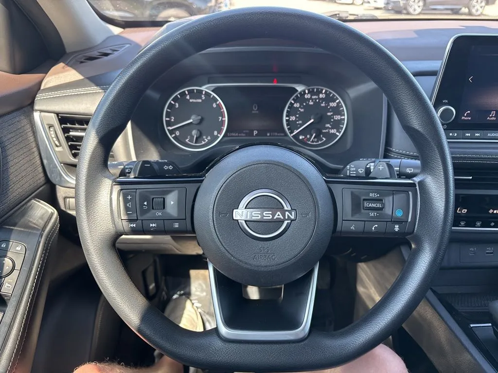 2023 Nissan Rogue SV - Photo 20