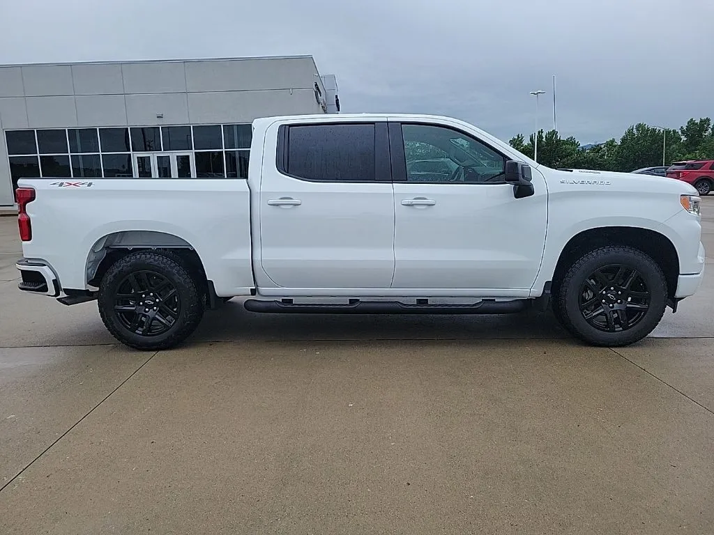 2026 Chevrolet Silverado 1500 RST - Photo 7