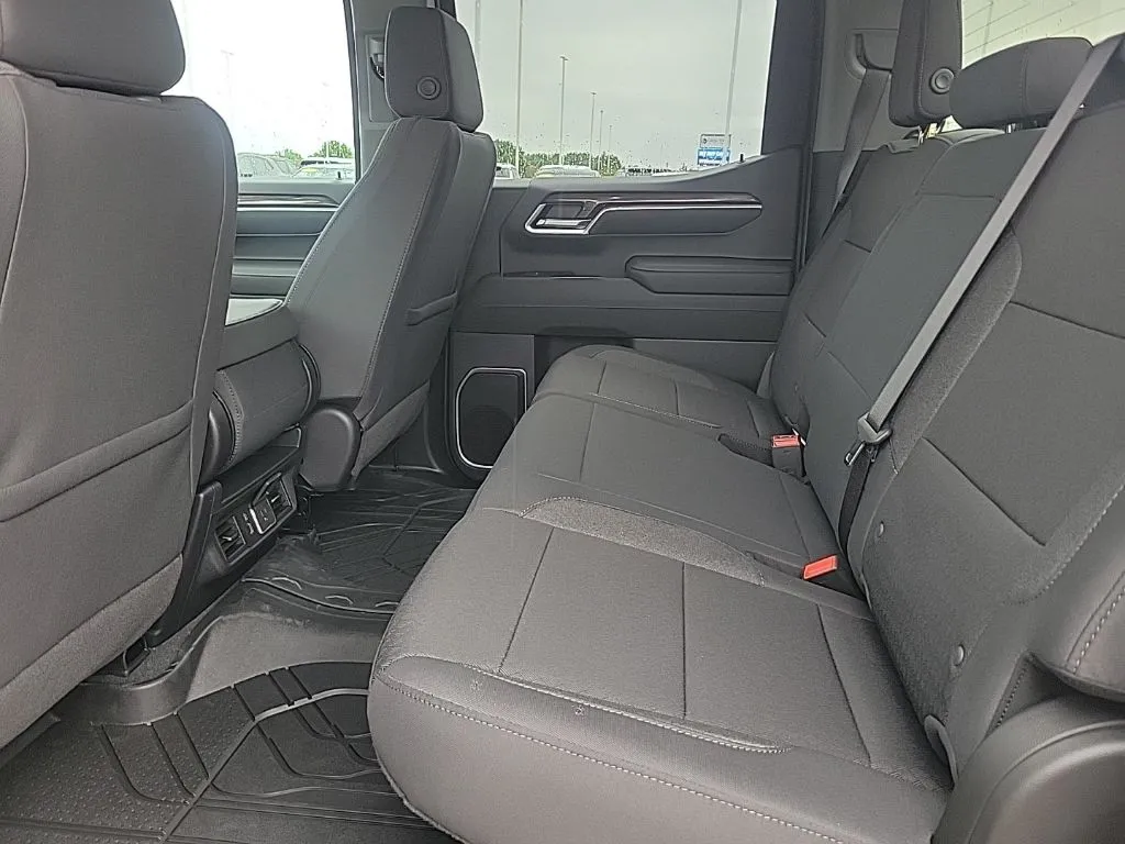 2026 Chevrolet Silverado 1500 RST - Photo 13