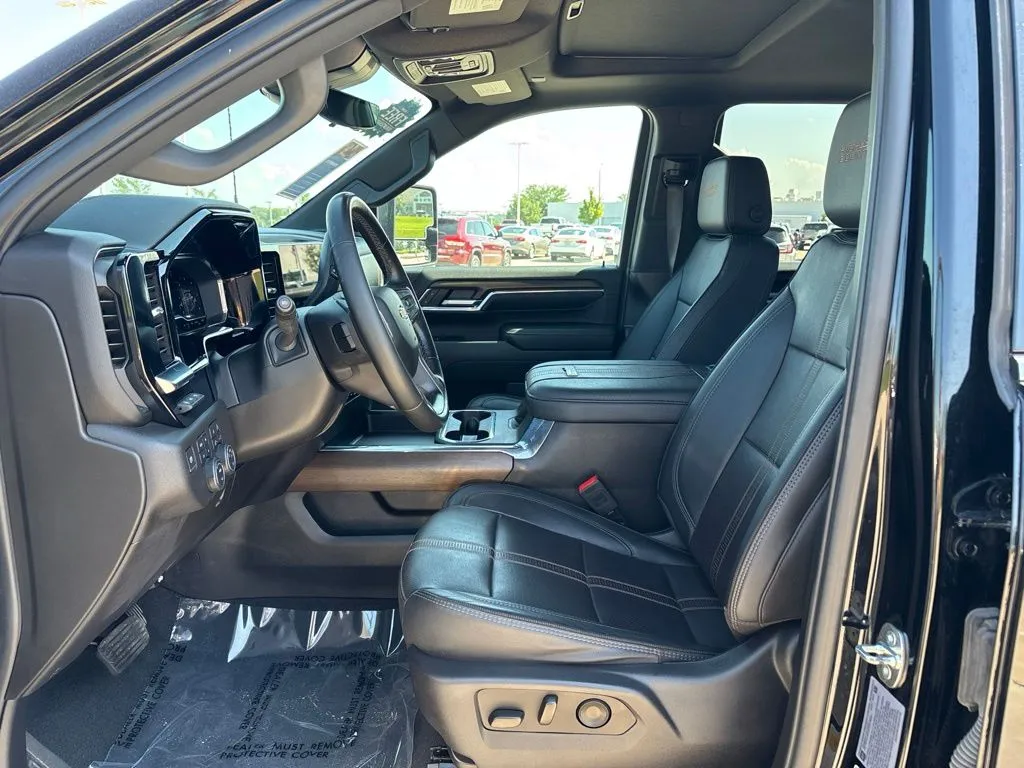 2024 Chevrolet Silverado 2500HD High Country - Photo 14