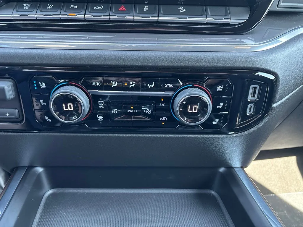 2024 Chevrolet Silverado 2500HD High Country - Photo 31