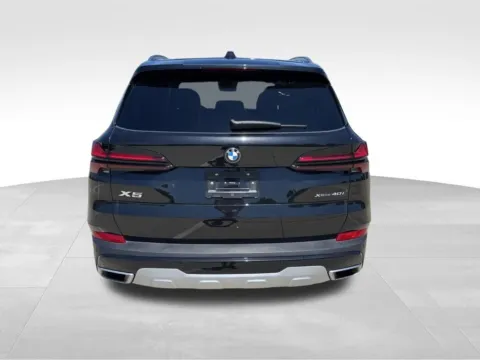 More photos of 2026 BMW X5 xDrive40i at Gregg Young Chevrolet of Norwalk, IA