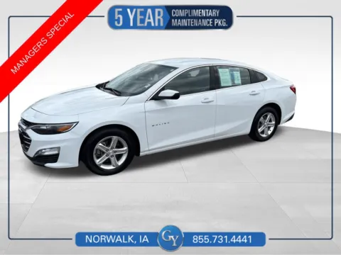 White 2024 Chevrolet Malibu LT for sale in Norwalk, IA