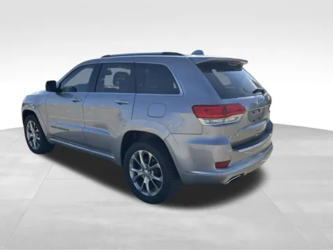 Another view of 2021 Jeep Grand Cherokee Summit for sale in Norwalk, IA at Gregg Young Chevrolet of Norwalk