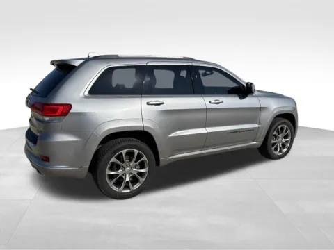More photos of 2021 Jeep Grand Cherokee Summit at Gregg Young Chevrolet of Norwalk, IA