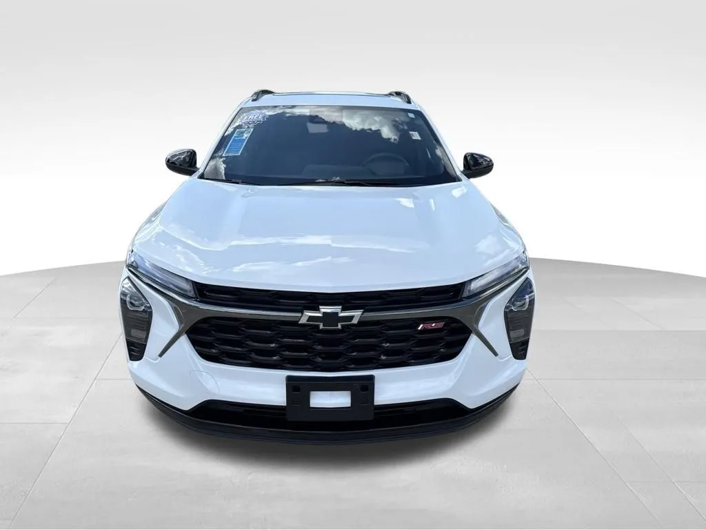 2025 Chevrolet Trax RS - Photo 10