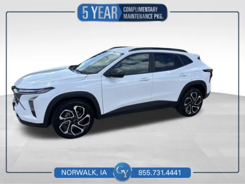 White 2025 Chevrolet Trax 2RS for sale in Norwalk, IA