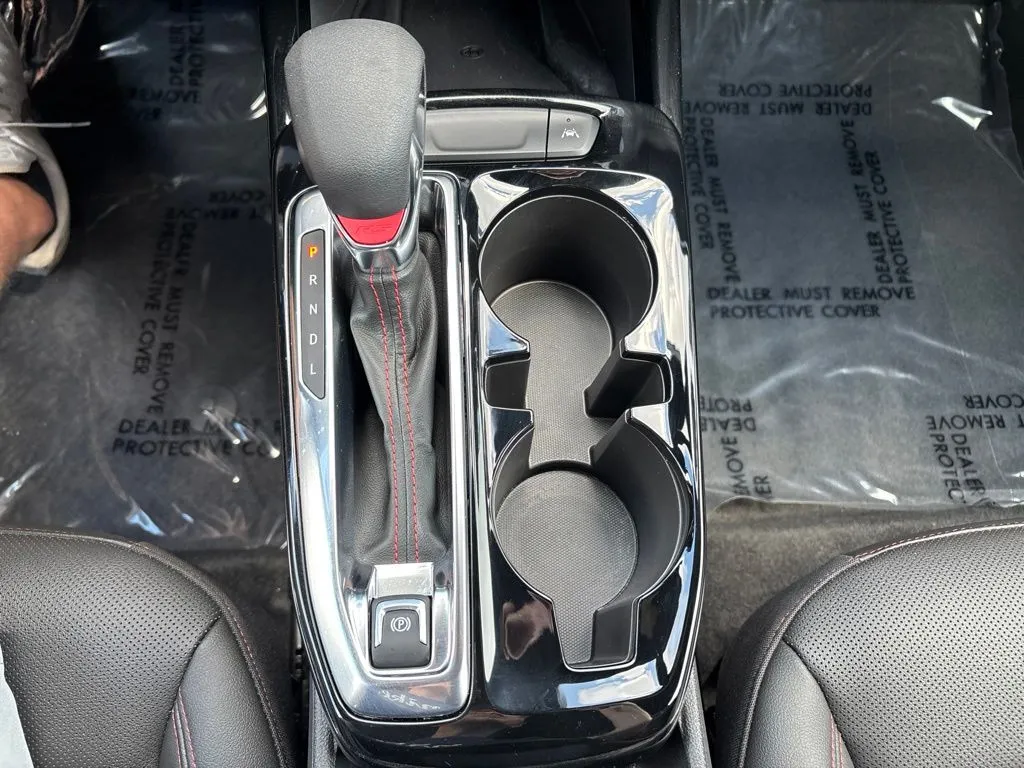 2025 Chevrolet Trax RS - Photo 30