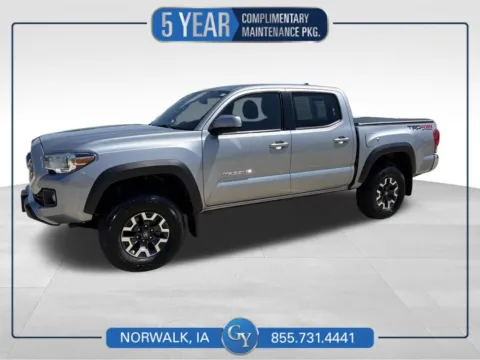 Silver 2017 Toyota Tacoma TRD Off-Road for sale in Norwalk, IA