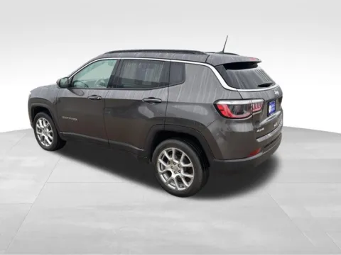 More photos of 2022 Jeep Compass Latitude Lux at Gregg Young Chevrolet of Norwalk, IA