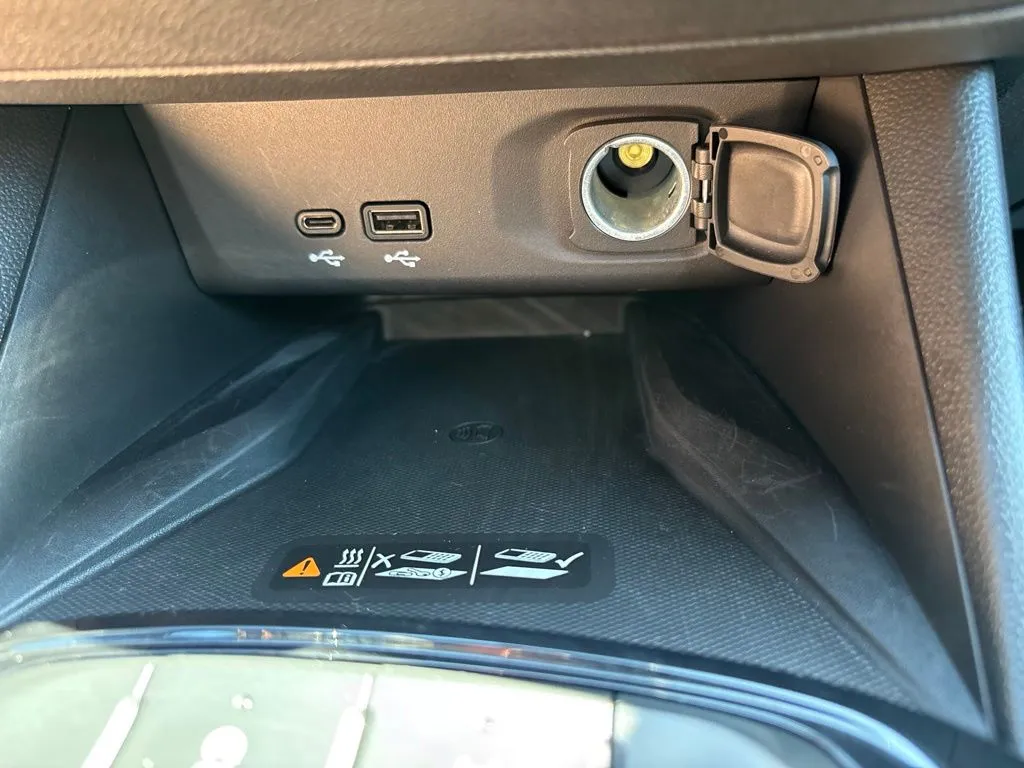2025 Buick Envista Sport Touring - Photo 30