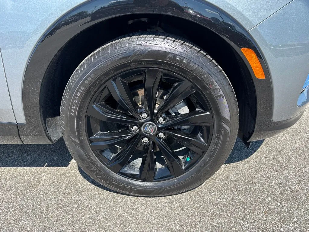 2025 Buick Envista Sport Touring - Photo 11