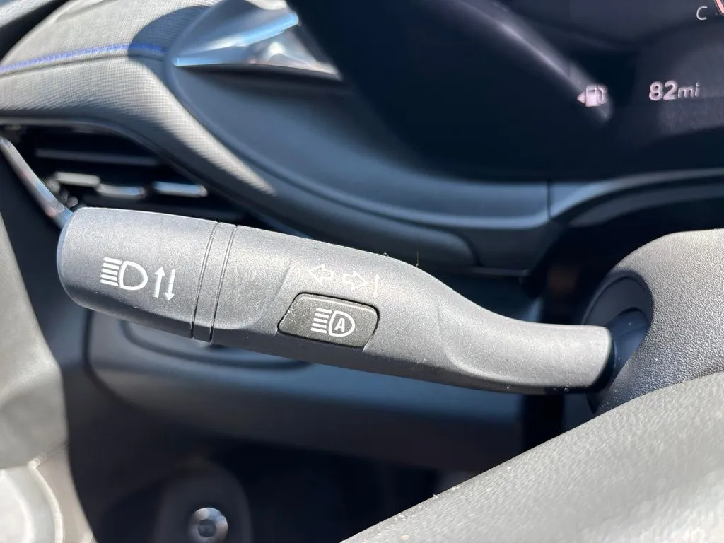 2025 Buick Envista Sport Touring - Photo 22