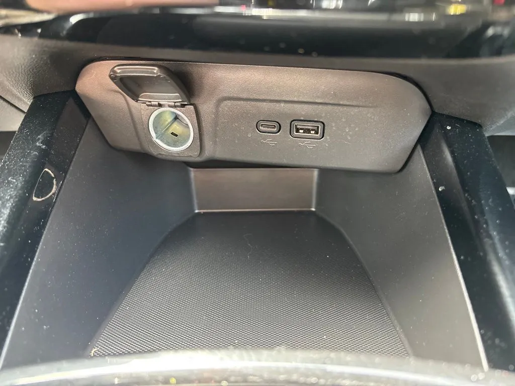 2025 Chevrolet Trax Activ - Photo 29