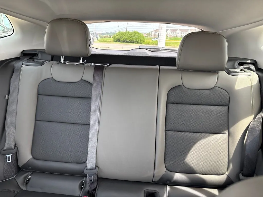 2025 Chevrolet Trax Activ - Photo 33
