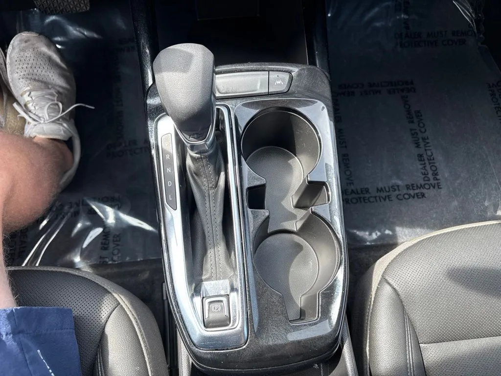 2025 Chevrolet Trax Activ - Photo 30
