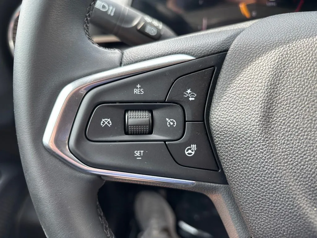 2025 Chevrolet Trax Activ - Photo 18