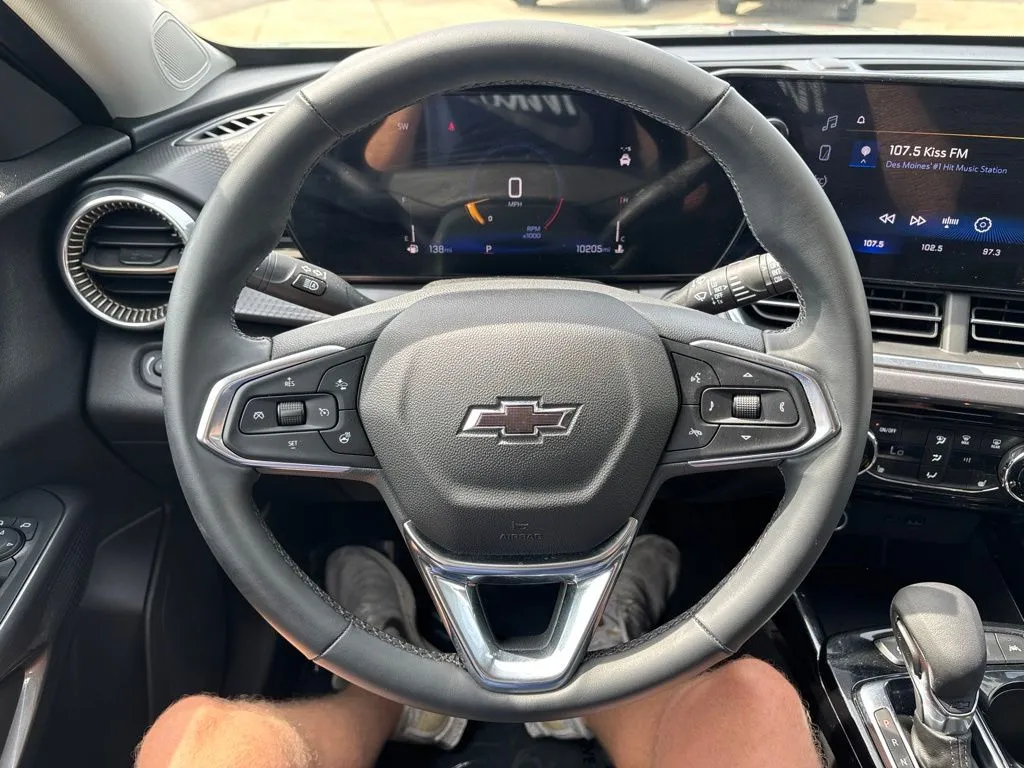 2025 Chevrolet Trax Activ - Photo 19