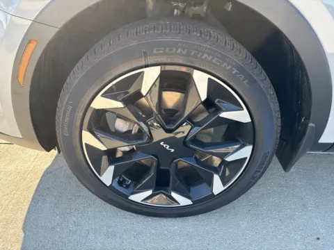 More photos of 2024 Kia Sorento X-Line EX at Gregg Young Chevrolet of Norwalk, IA