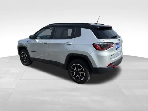 More photos of 2025 Jeep Compass Trailhawk at Gregg Young Chevrolet of Norwalk, IA