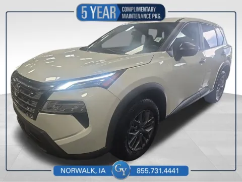 White 2024 Nissan Rogue S for sale in Norwalk, IA