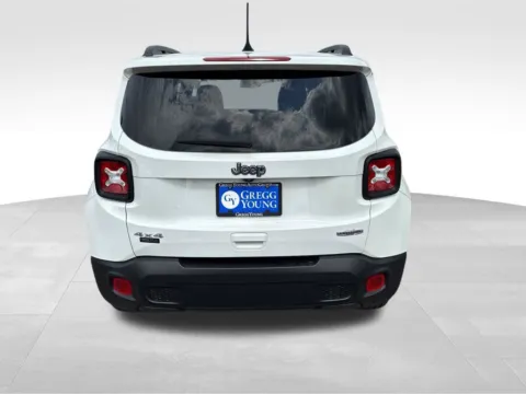 More photos of 2022 Jeep Renegade Latitude at Gregg Young Chevrolet of Norwalk, IA