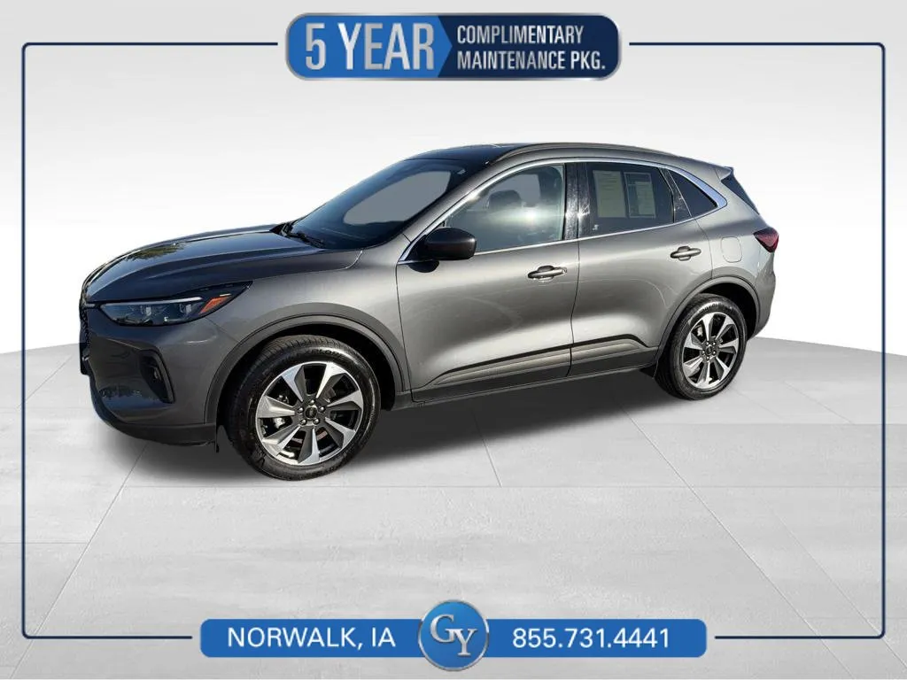 2025 Ford Escape Platinum
