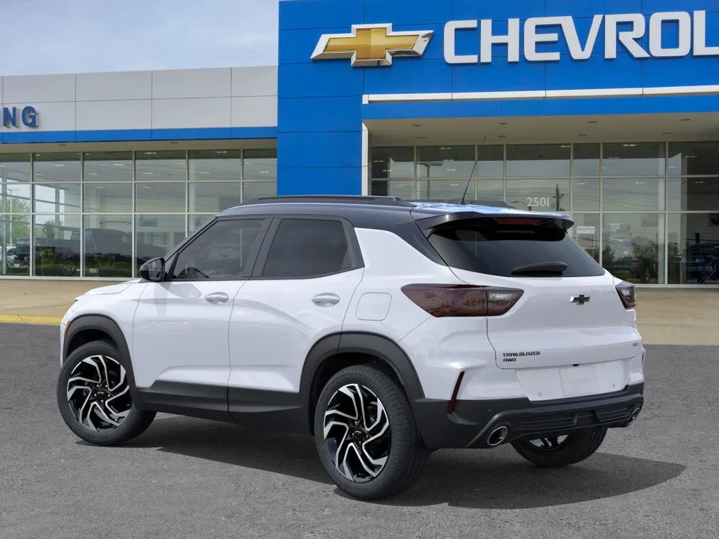 2026 Chevrolet Trailblazer RS photo 2