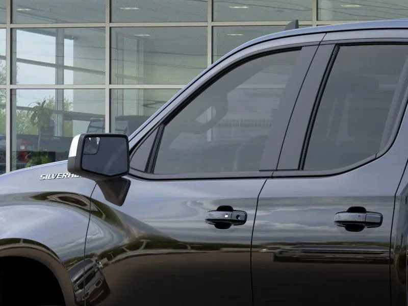 2025 Chevrolet Silverado 1500 LT photo 4