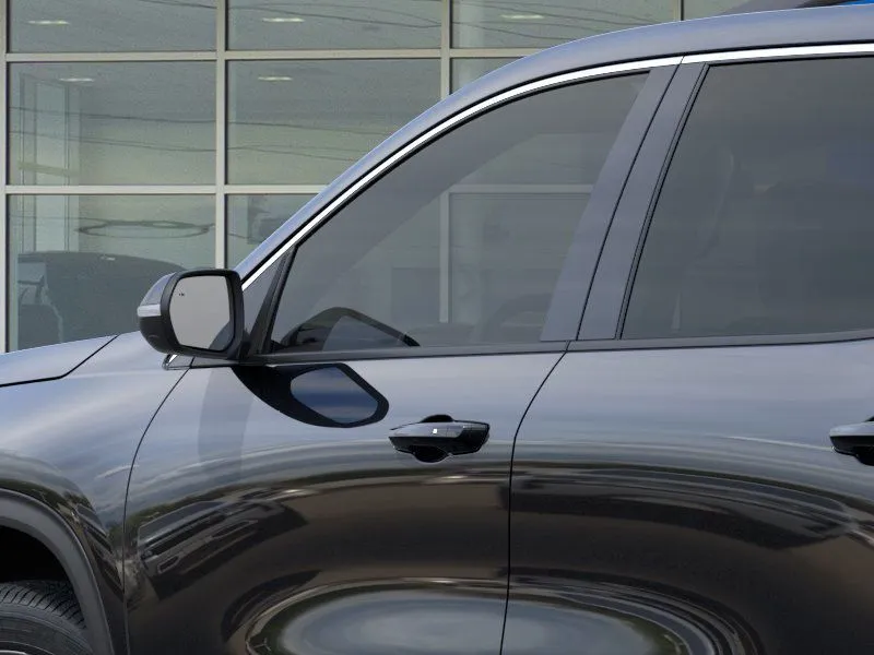 2025 Chevrolet Traverse photo 3