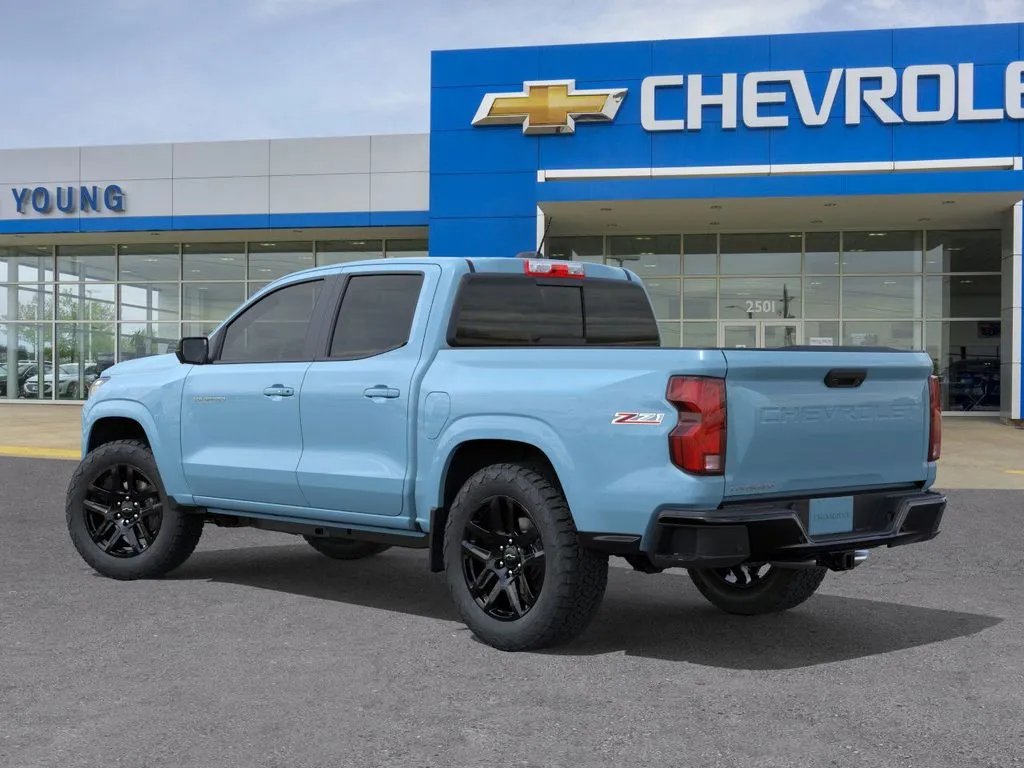 2025 Chevrolet Colorado Z71 photo 2
