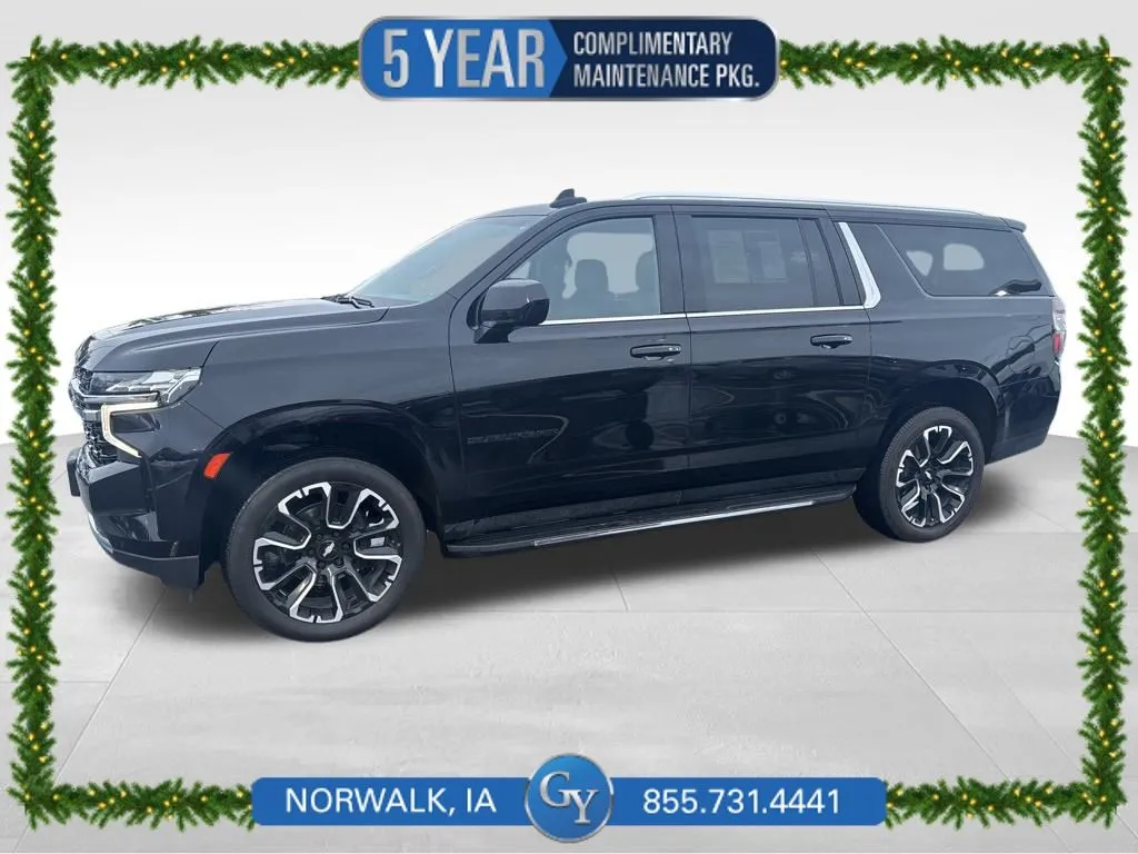 2022 Chevrolet Suburban LS's photo