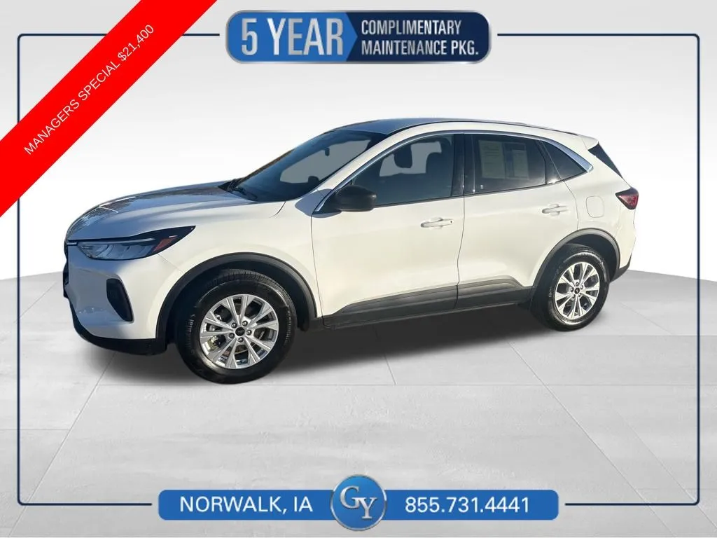 2023 Ford Escape Active's photo