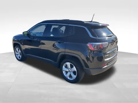 More photos of 2018 Jeep Compass Latitude at Gregg Young Chevrolet of Norwalk, IA