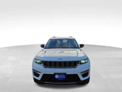 Another view of 2022 Jeep Grand Cherokee Limited for sale in Plattsmouth, NE at Gregg Young Chevrolet Of Plattsmouth