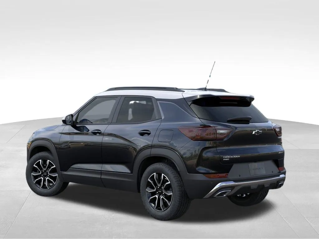 2025 Chevrolet Trailblazer ACTIV photo 2