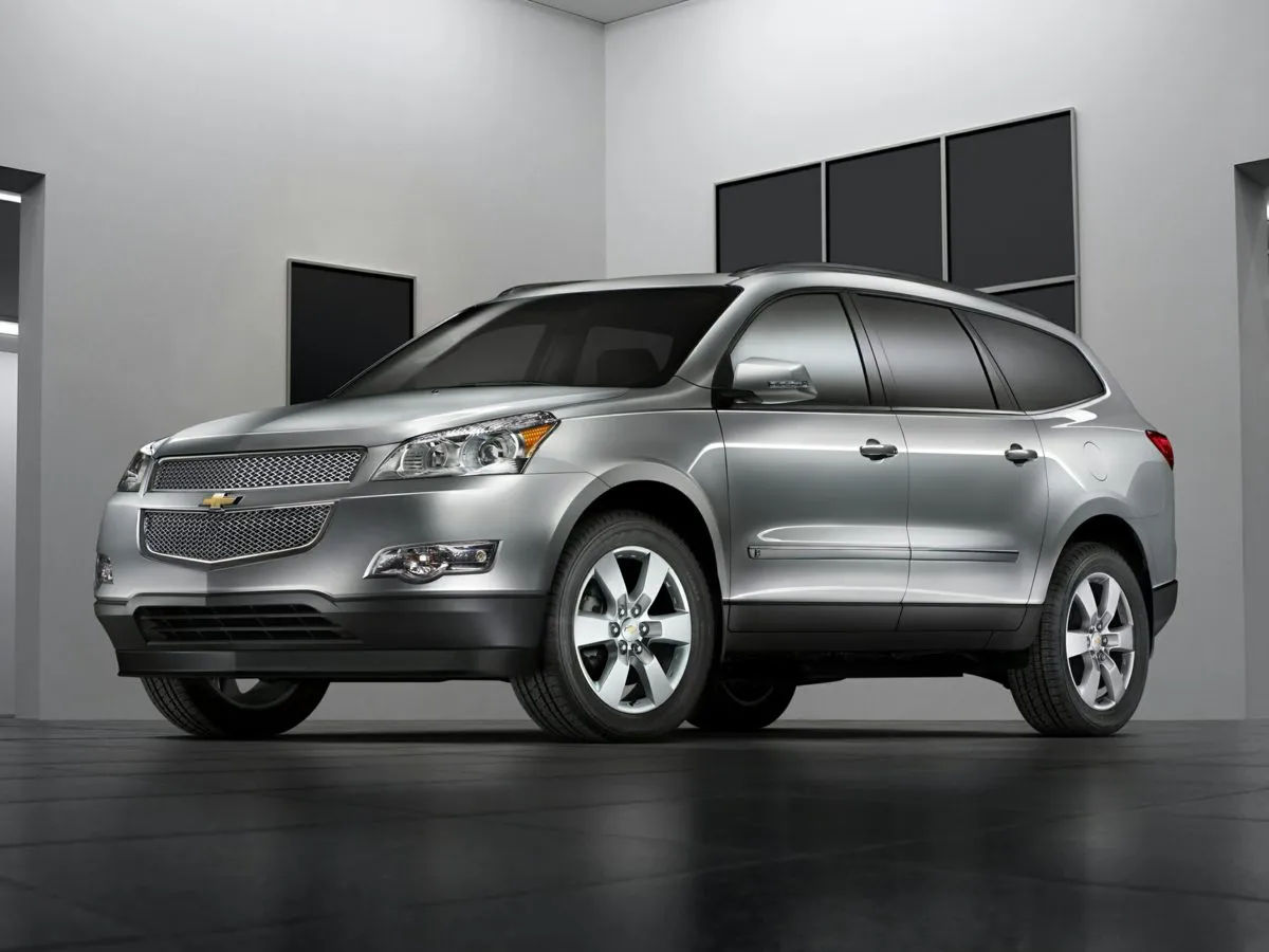 2011 Chevrolet Traverse LTZ's photo