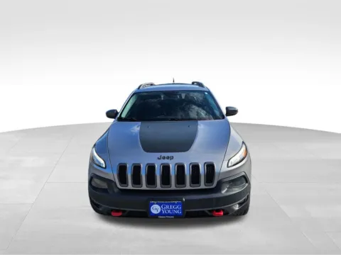 Photos of 2018 Jeep Cherokee Trailhawk for sale in Plattsmouth, NE at Gregg Young Chevrolet Of Plattsmouth